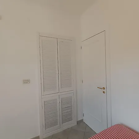 Dimora Oltremare Feriehus *